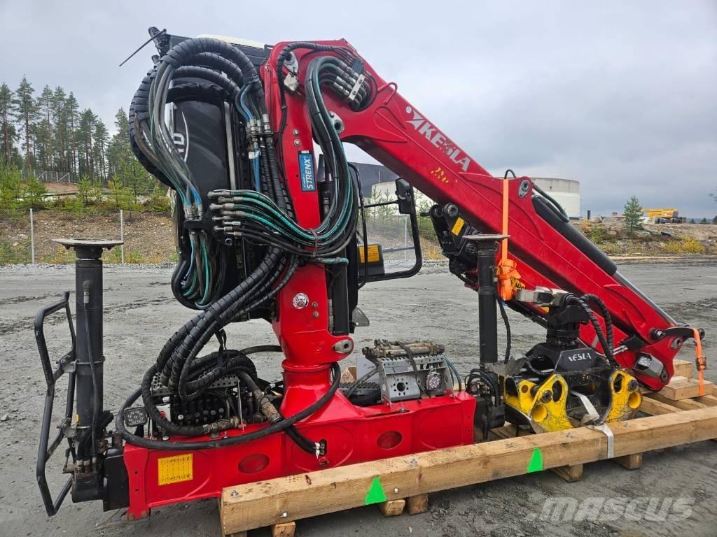 Kesla 2112T 木材起重机