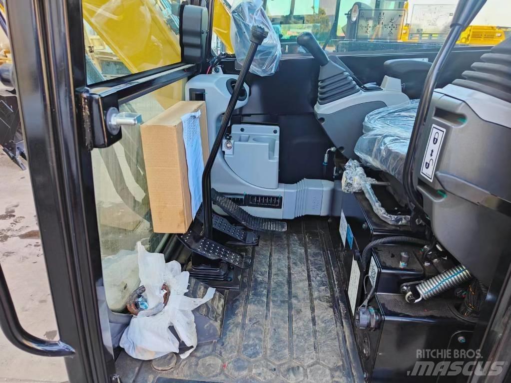 CAT 2024 CAT 305.5 小型挖掘机