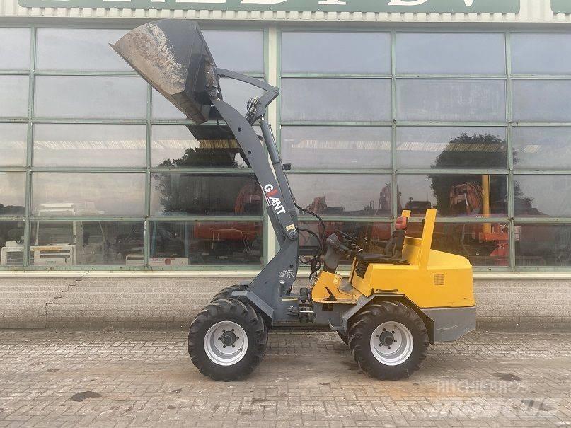 GiANT V 451 T 小型装载机
