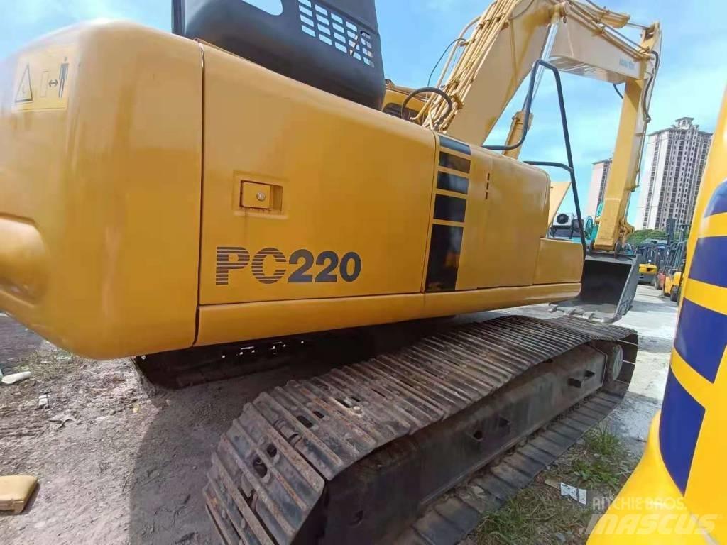 Komatsu PC 220-6 履带挖掘机
