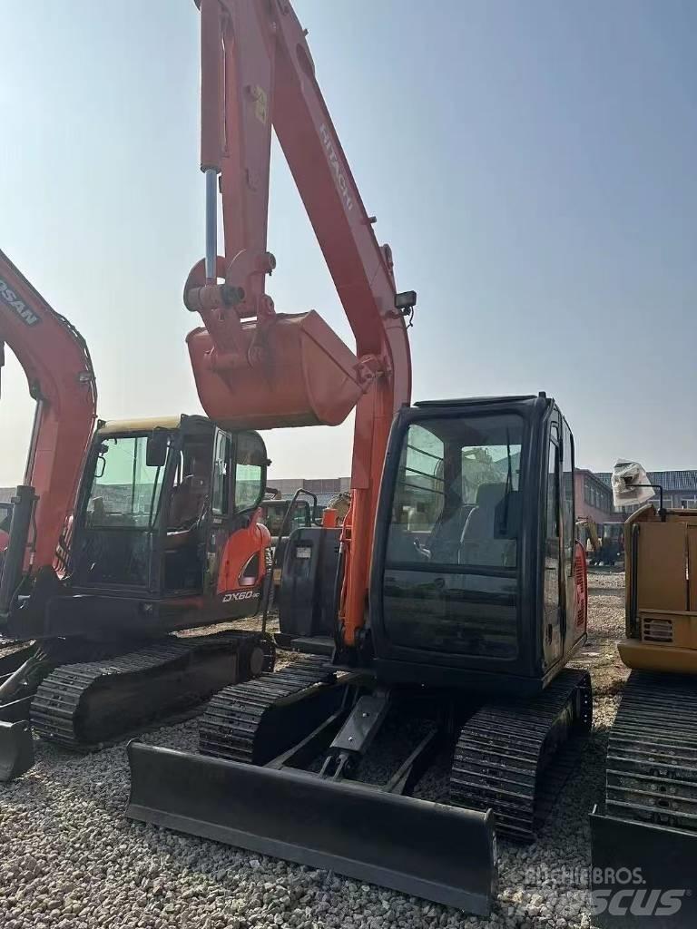 Hitachi ZX 60 小型挖掘机