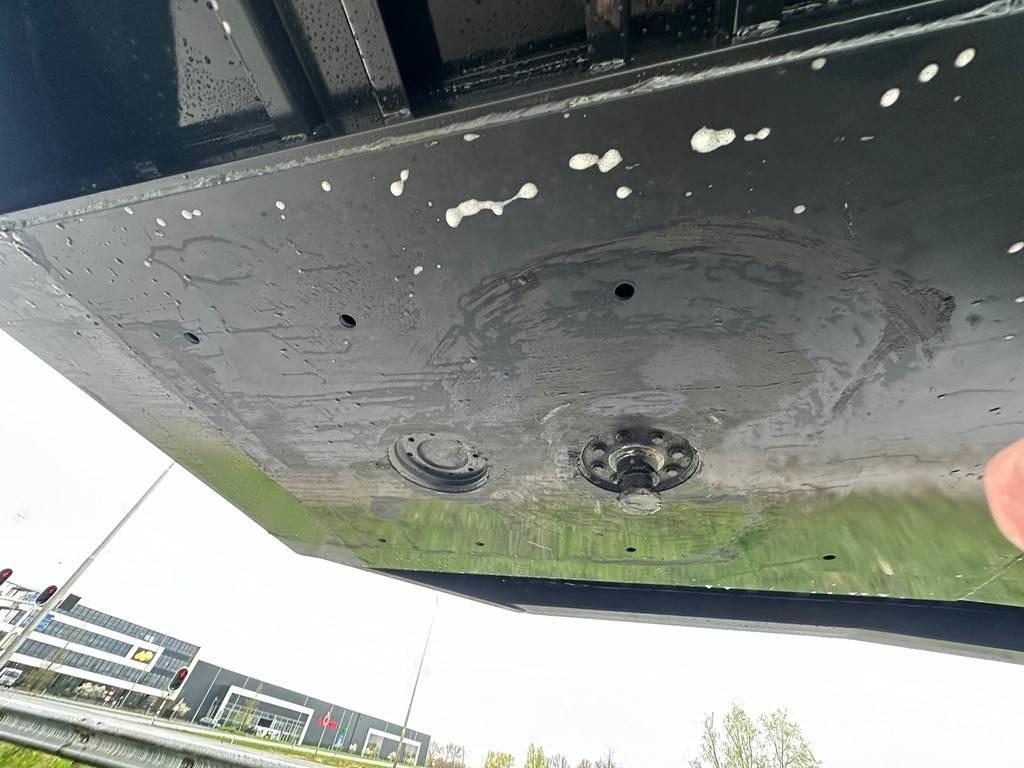 Ozgul LW3 EU FIX 低平板半挂车