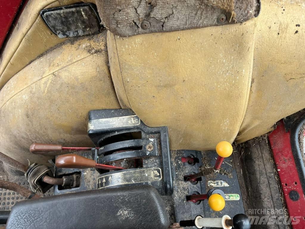 International 845 XL 拖拉机/农用车