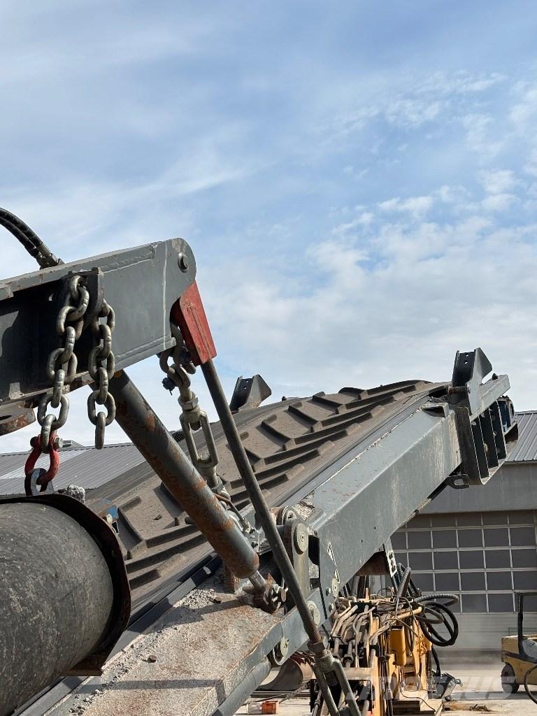 Rubble Master RM 100 移动式破碎机