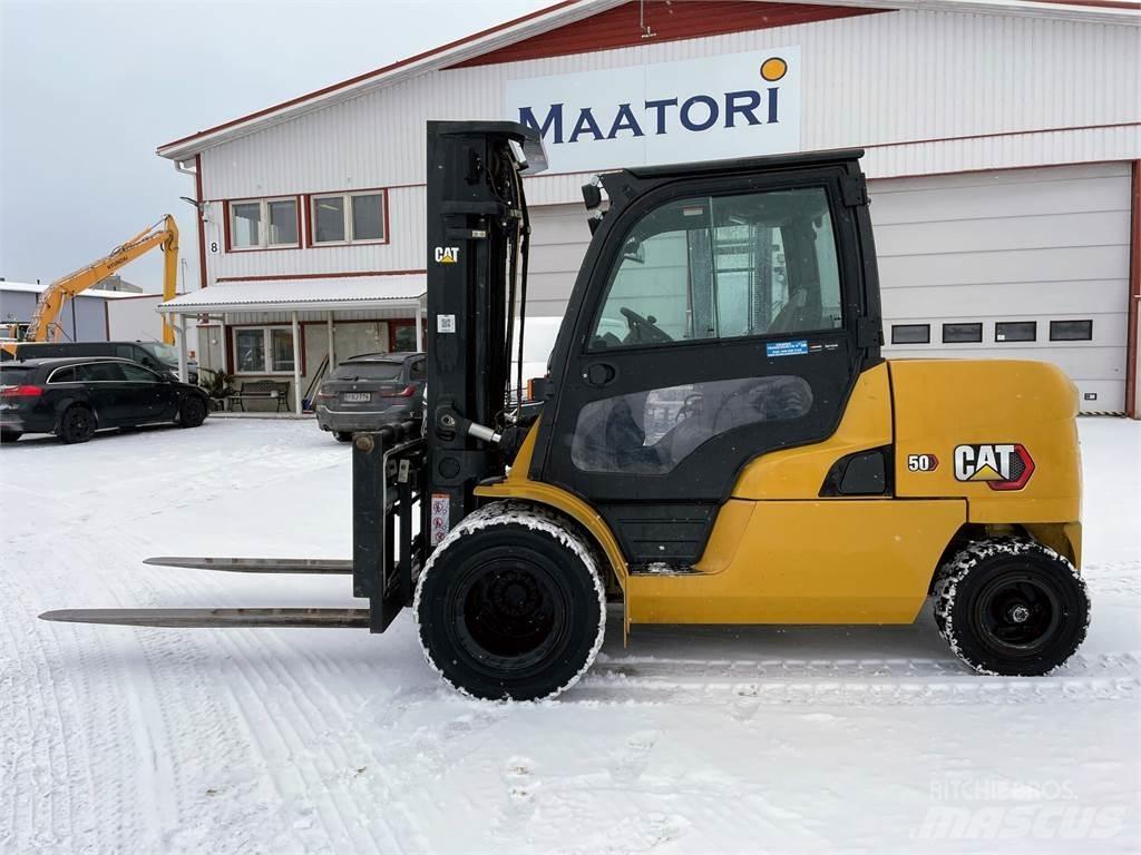 CAT DP50NT 柴油叉车
