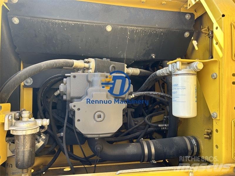 Komatsu PC 300 履带挖掘机