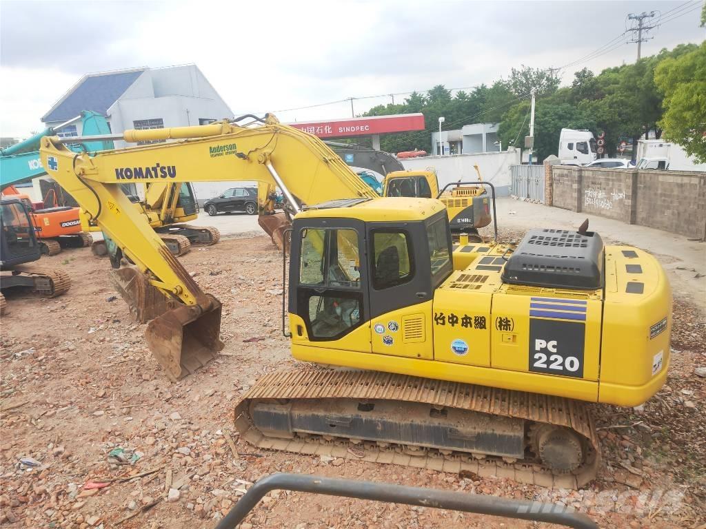 Komatsu PC220-7 履带挖掘机