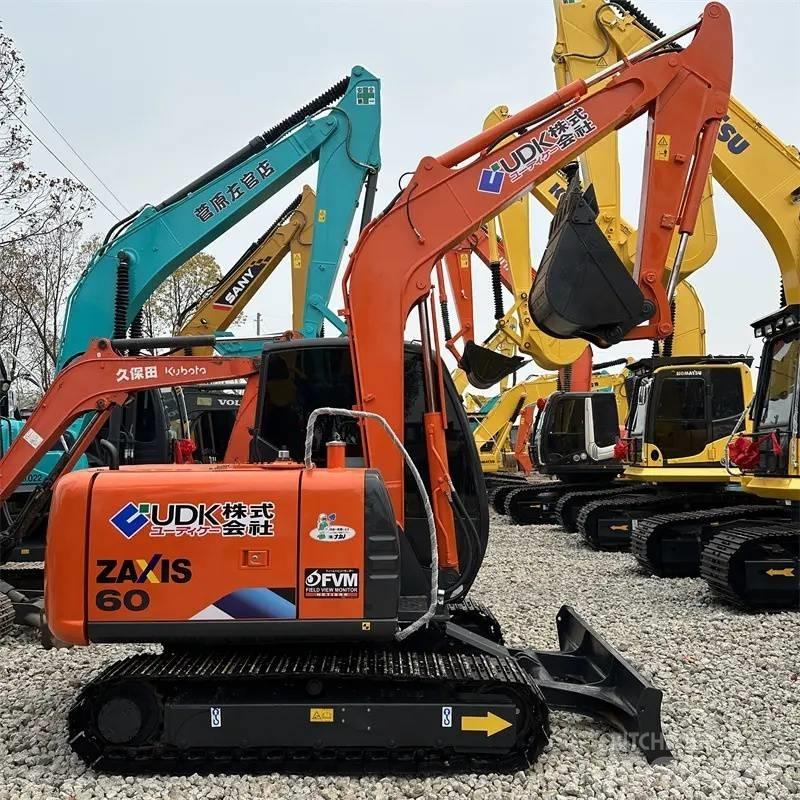 Hitachi ZX 60 小型挖掘机