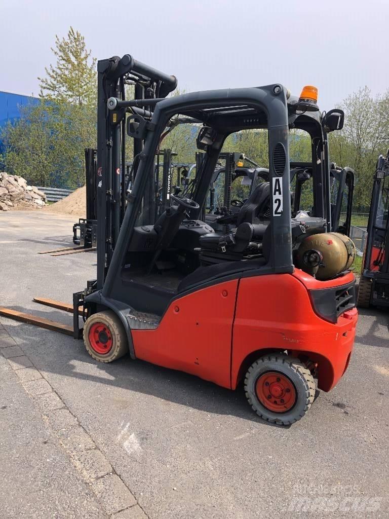 Linde H 16 T -01 天然气叉车