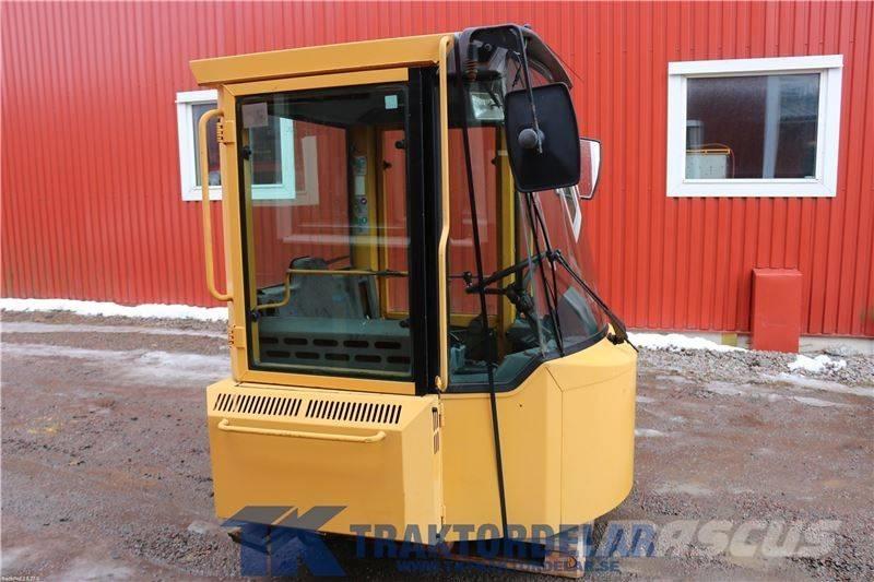 Volvo L 50 C 驾驶室与内部