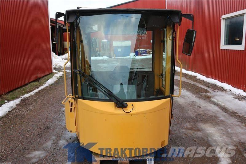 Volvo L 50 C 驾驶室与内部