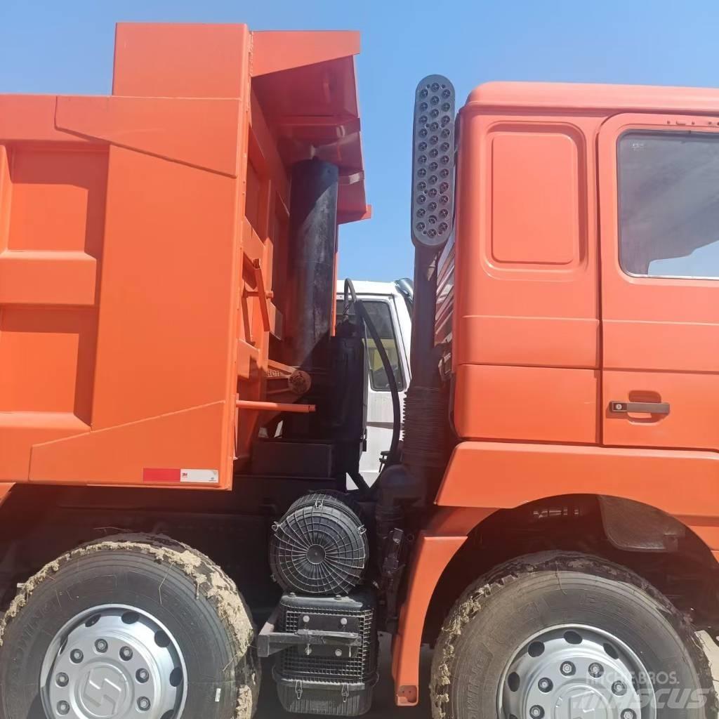 Shacman F3000 8X4 自卸式货车