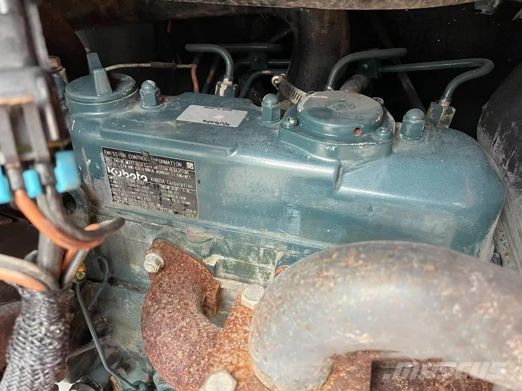 Bobcat S70 滑移装载机
