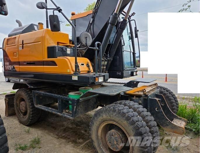 Hyundai HW 145 轮式挖掘机