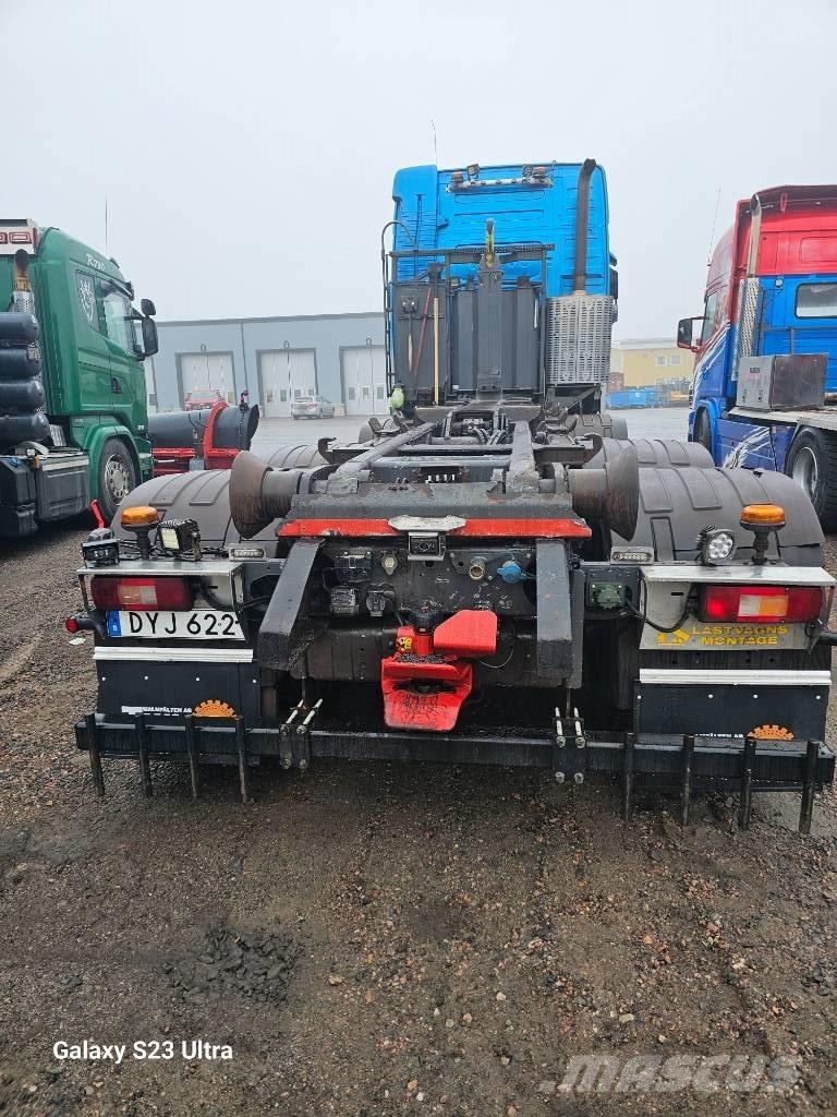 Volvo FH13 工程吊钩车