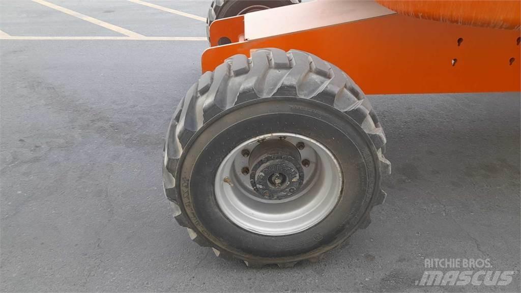 JLG 450AJSII 曲臂高空工作平台