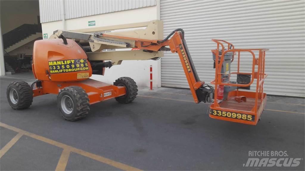 JLG 450AJSII 曲臂高空工作平台