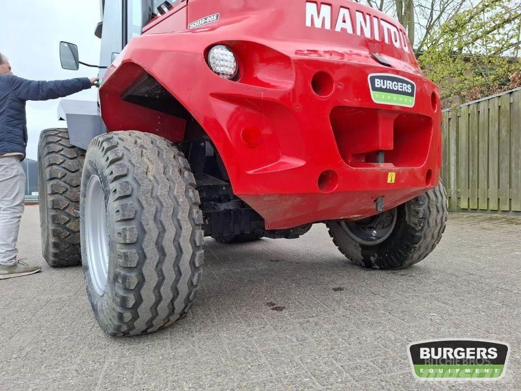 Manitou M30-4 越野叉车|叉装车
