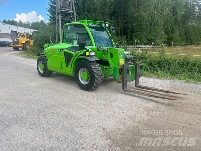 Merlo P 27.6 Plus 伸缩臂叉装车|叉装车
