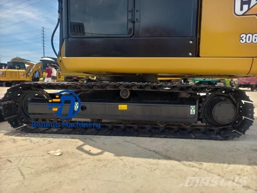 CAT 306E2 小型挖掘机