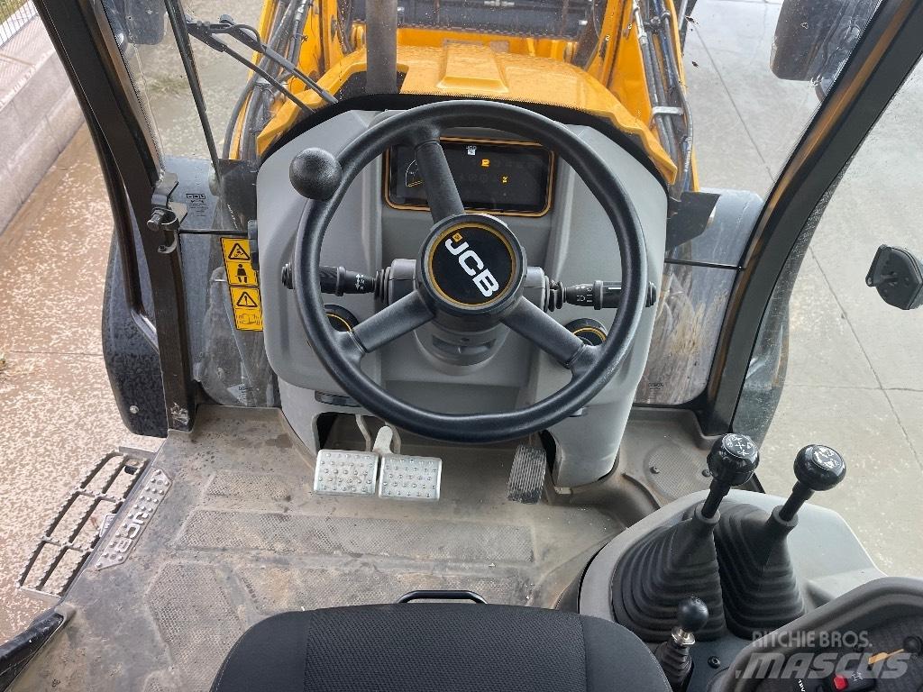 JCB 3 CX / compact 反铲装载机