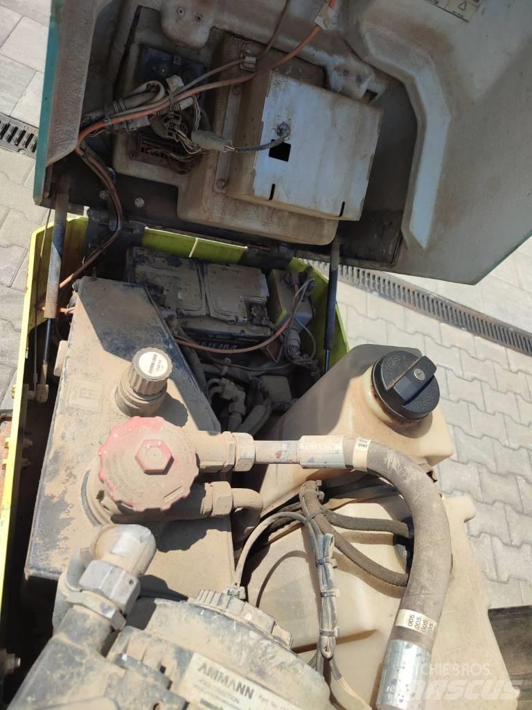 Ammann ARR 1575 匝道机