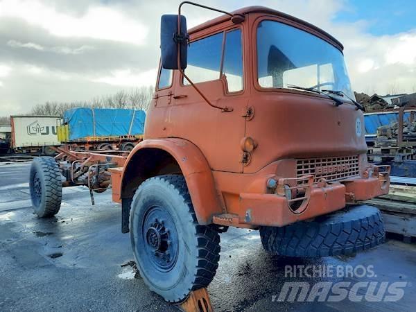 Bedford MJP2 4X4 平板车
