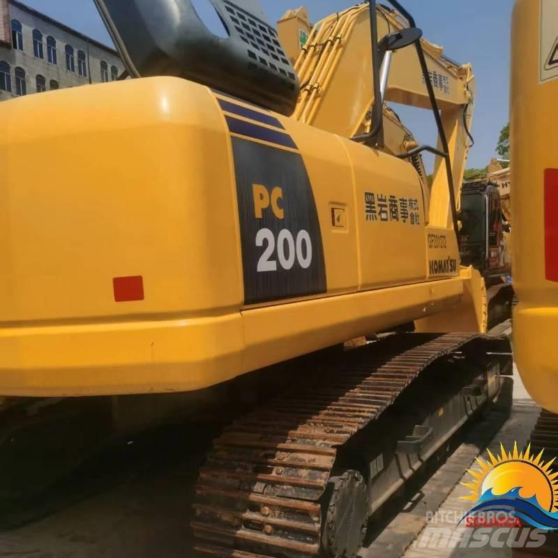 Komatsu PC 200 履带挖掘机