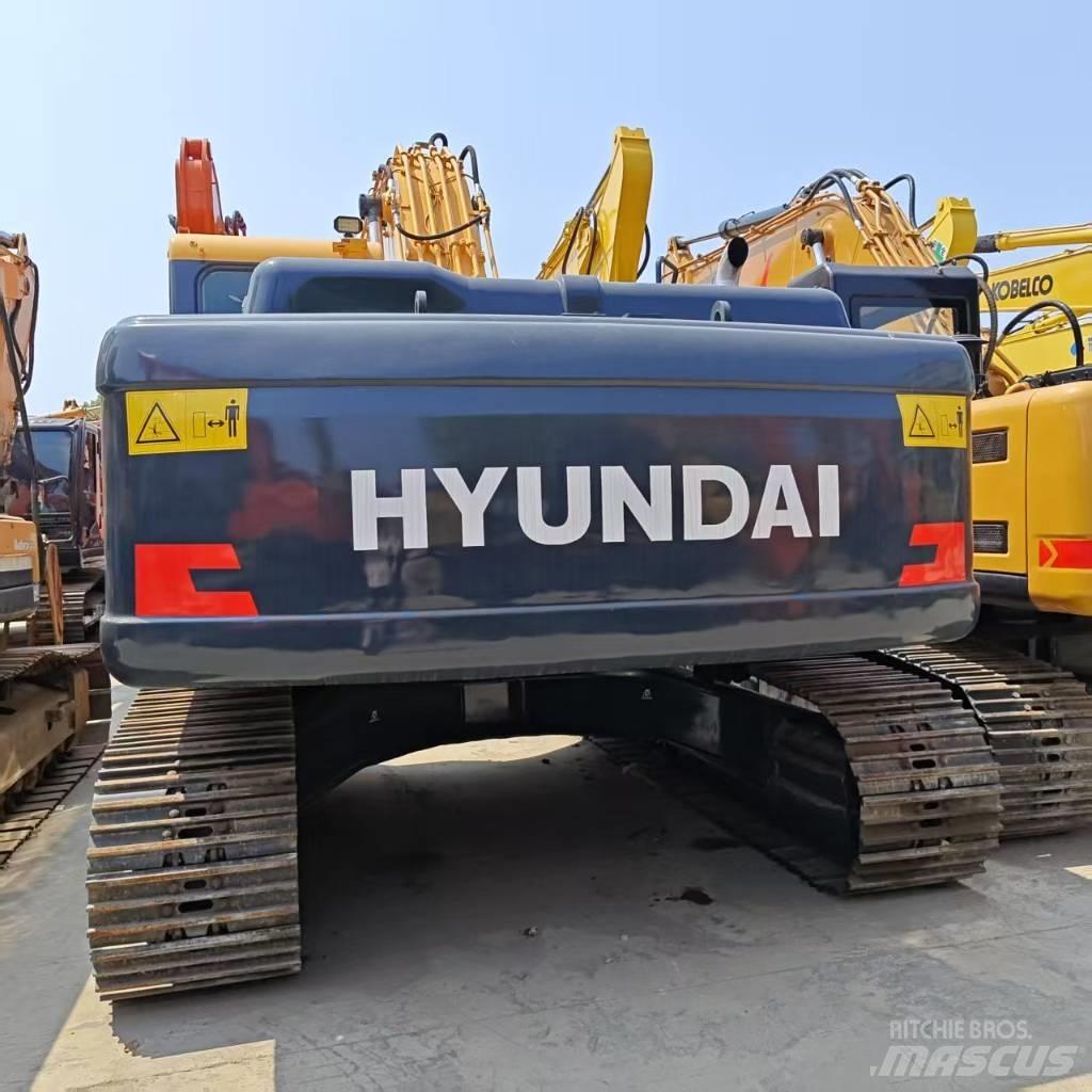 Hyundai Robex 220-9 履带挖掘机