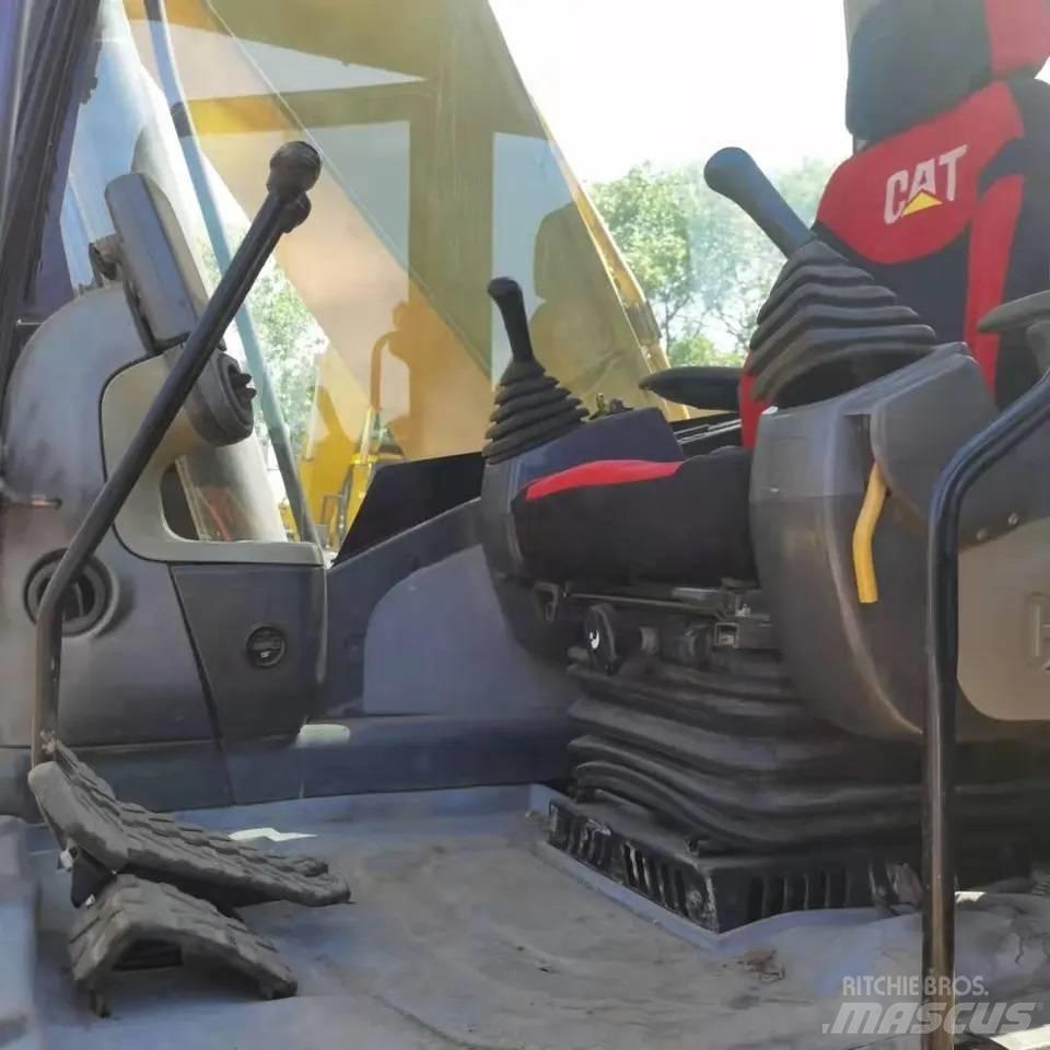 CAT 320 D L 中型挖掘机