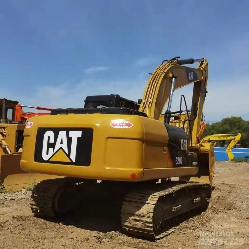 CAT 320 D L 中型挖掘机