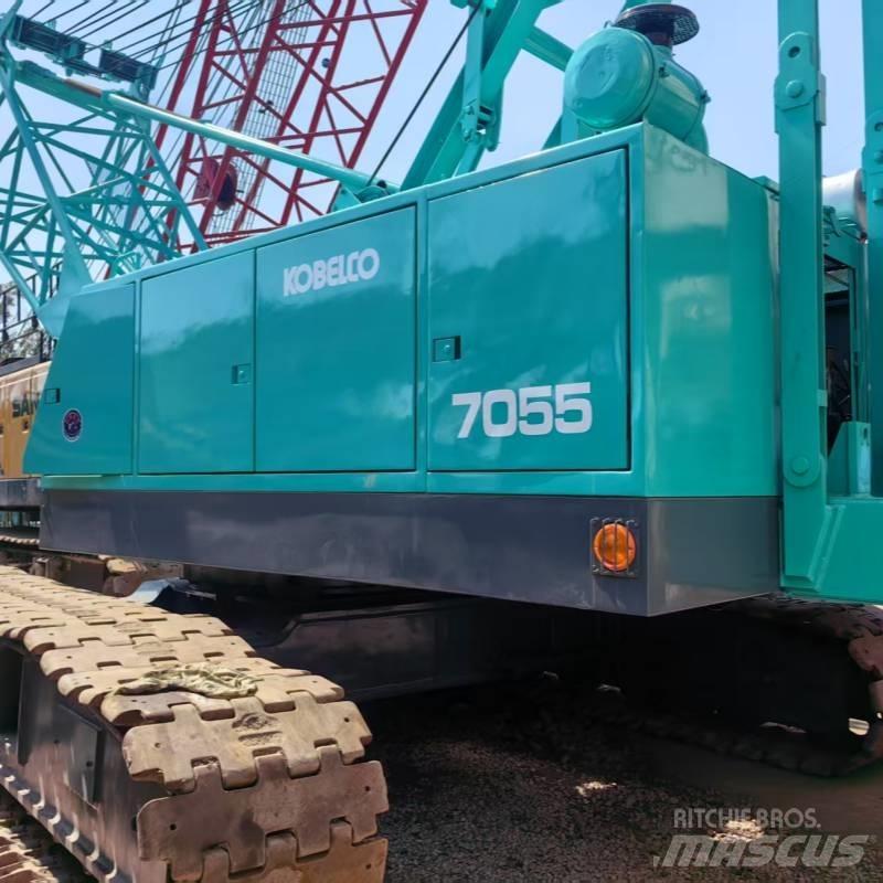 Kobelco 7055 履带起重机