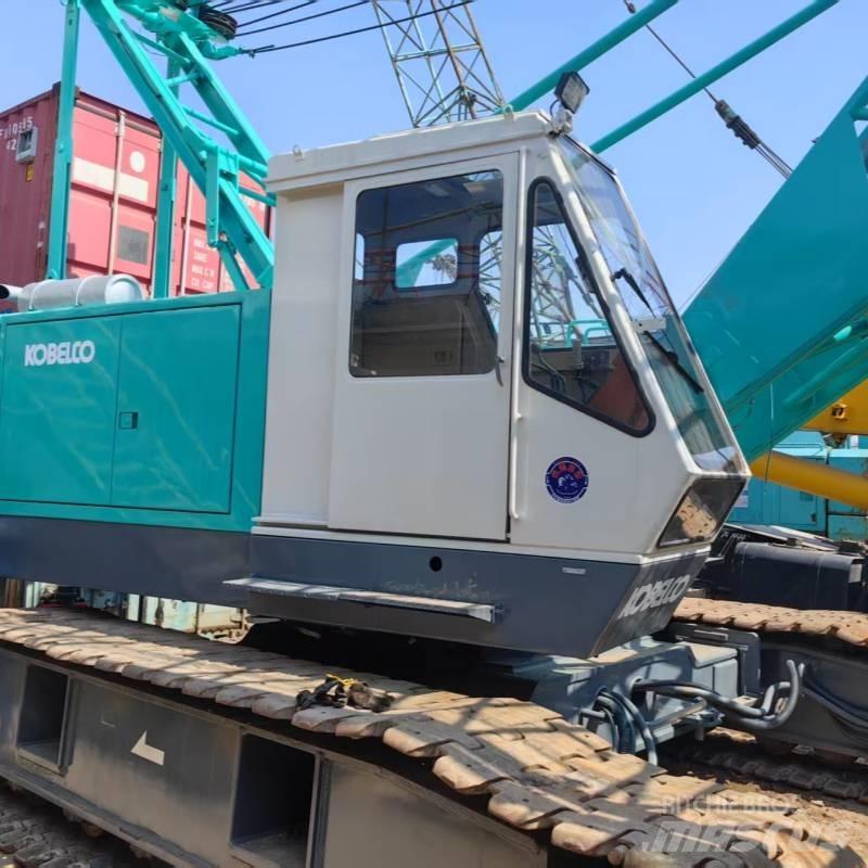 Kobelco 7055 履带起重机