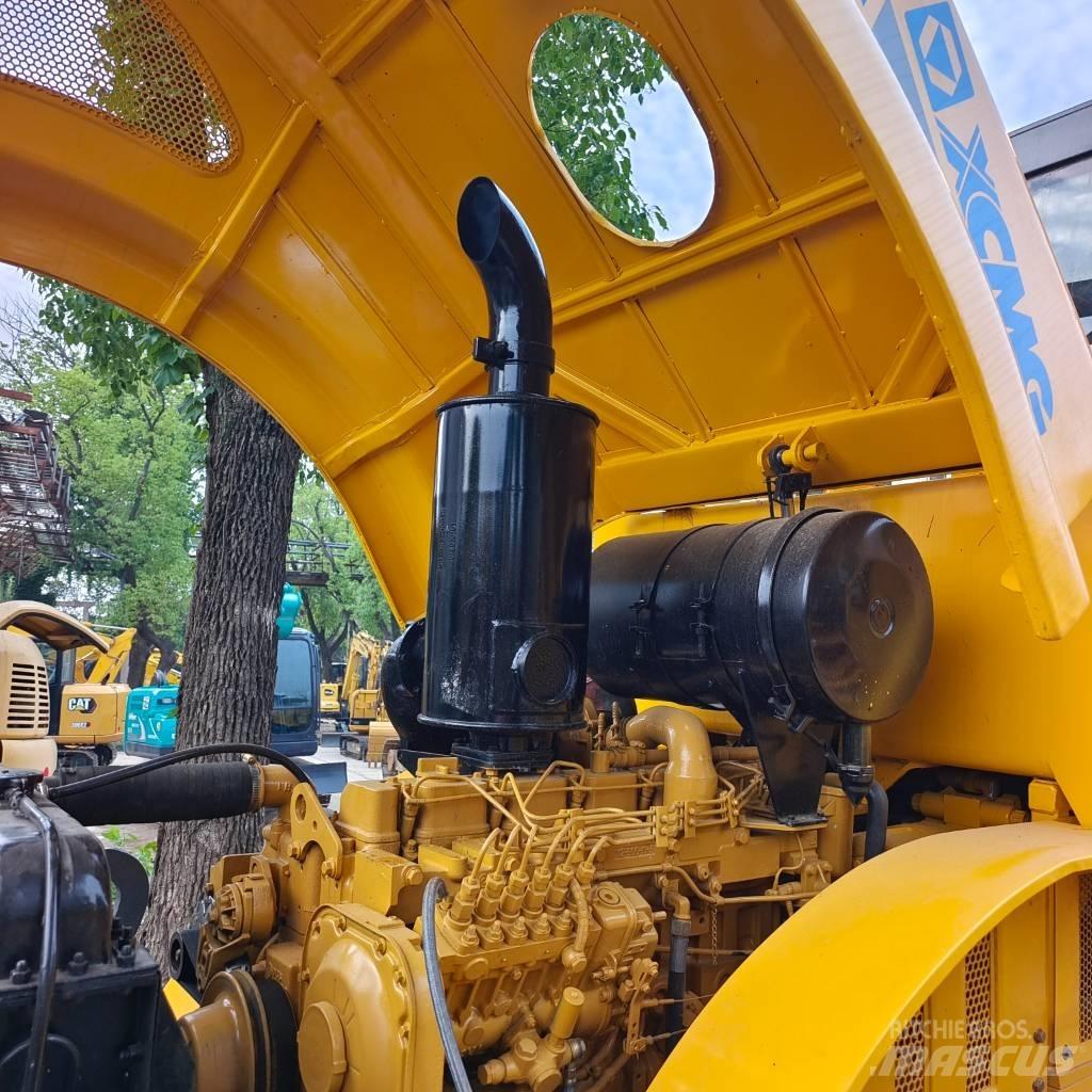 XCMG XS223J 单轮压路机