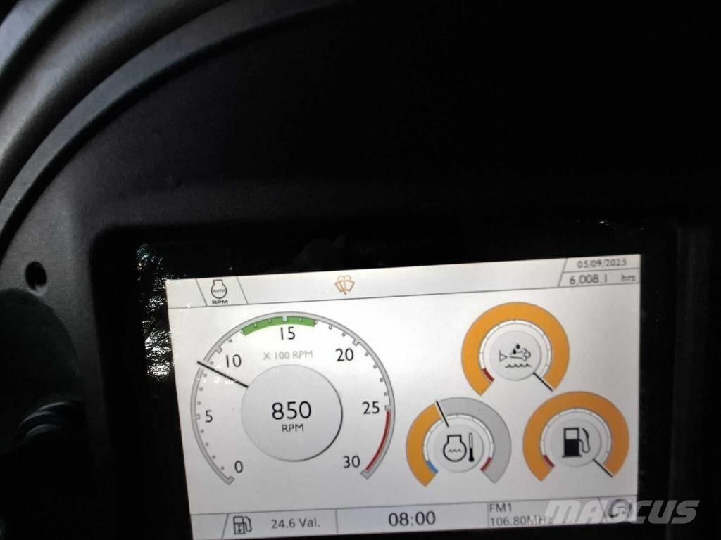 JCB 3CX PLUS 反铲装载机