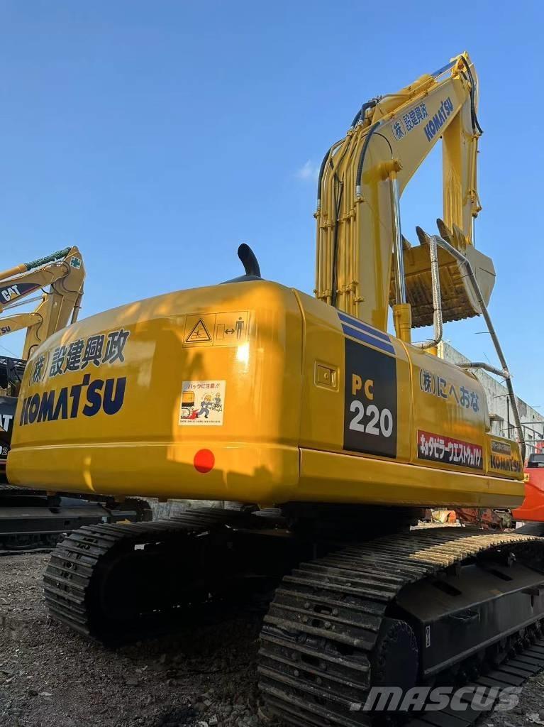 Komatsu PC 220-7 履带挖掘机