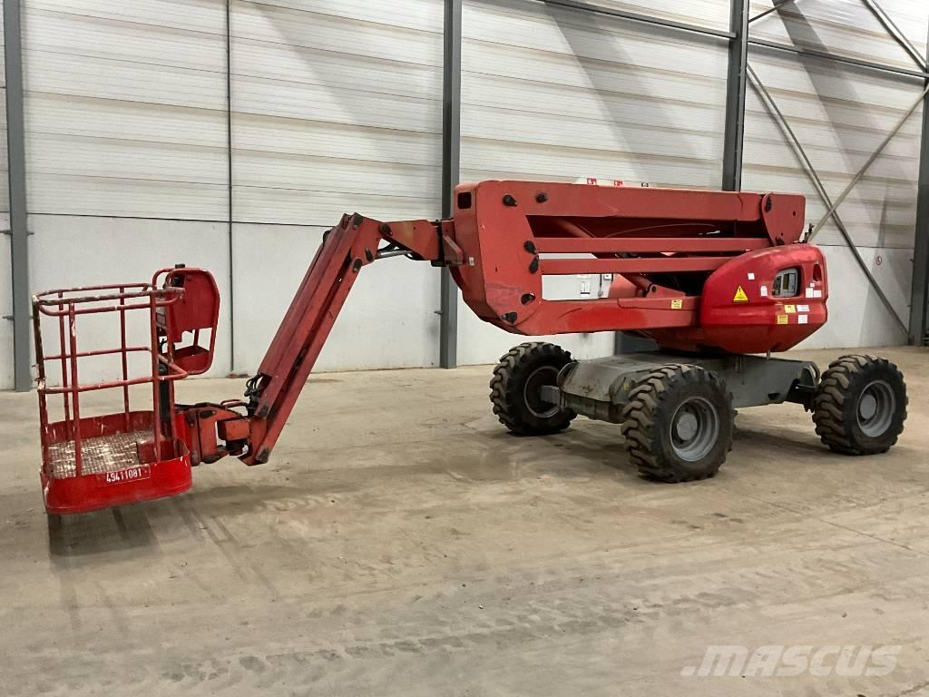 Manitou 160 ATJ 曲臂高空工作平台