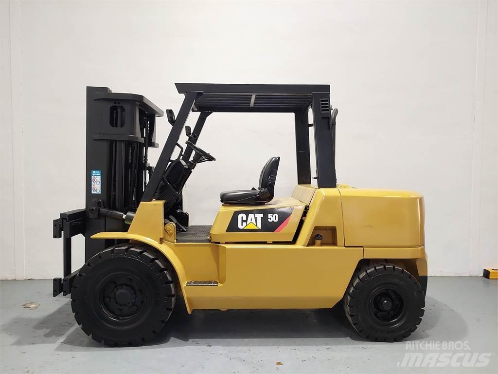 CAT DP50K MC 柴油叉车