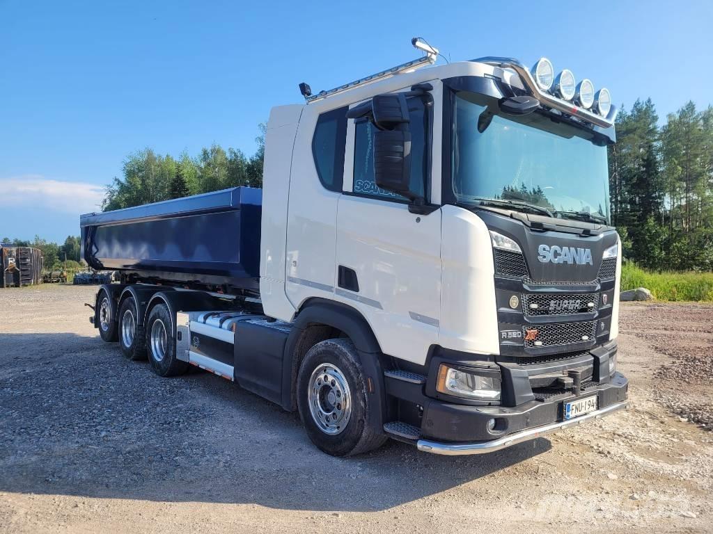 Scania R520 工程吊钩车