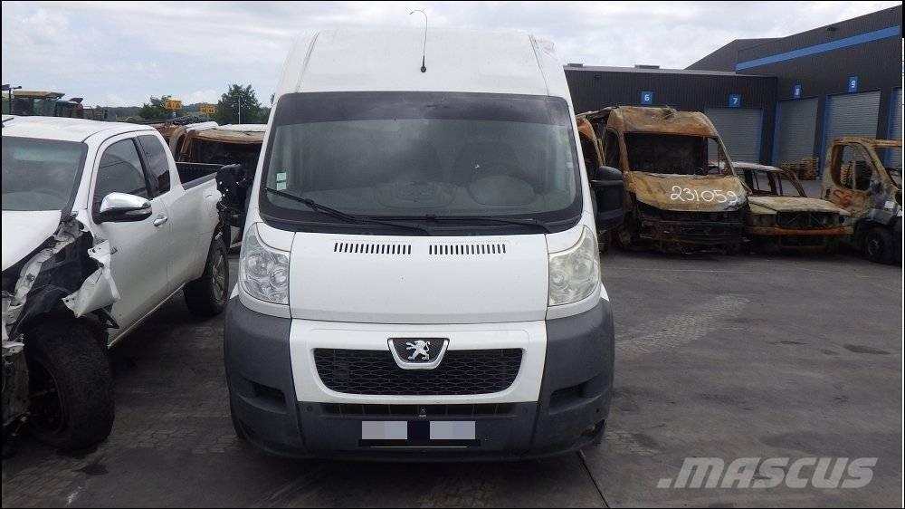 Peugeot Boxer 3 商务面包车