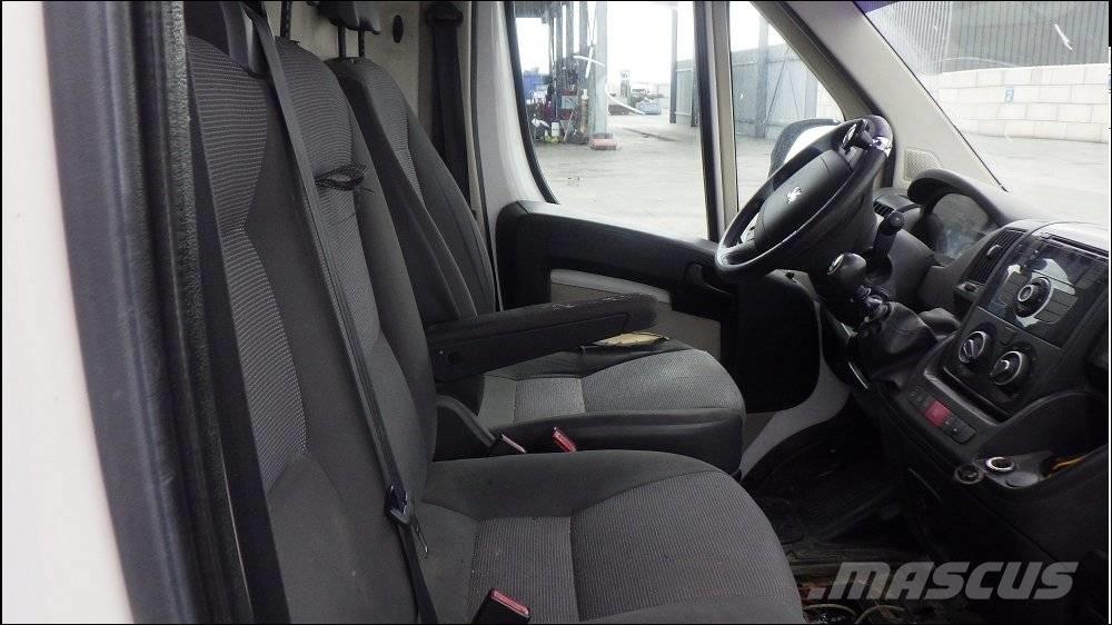 Peugeot Boxer 3 商务面包车