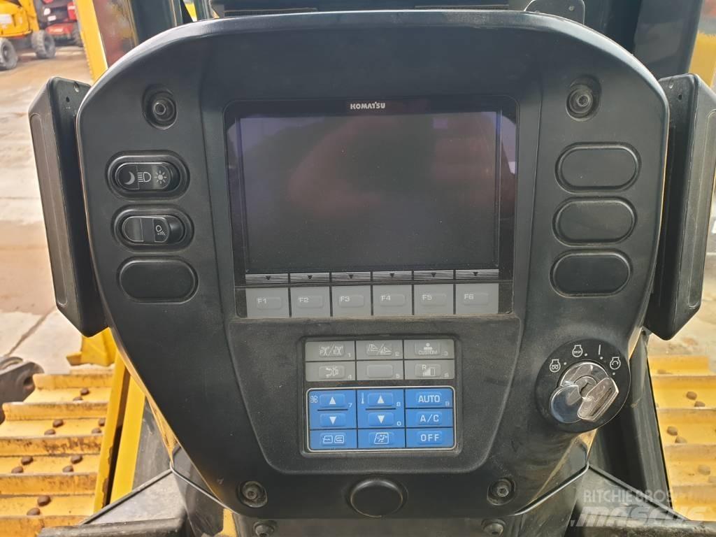 Komatsu D 65 WX-17 履带式推土机