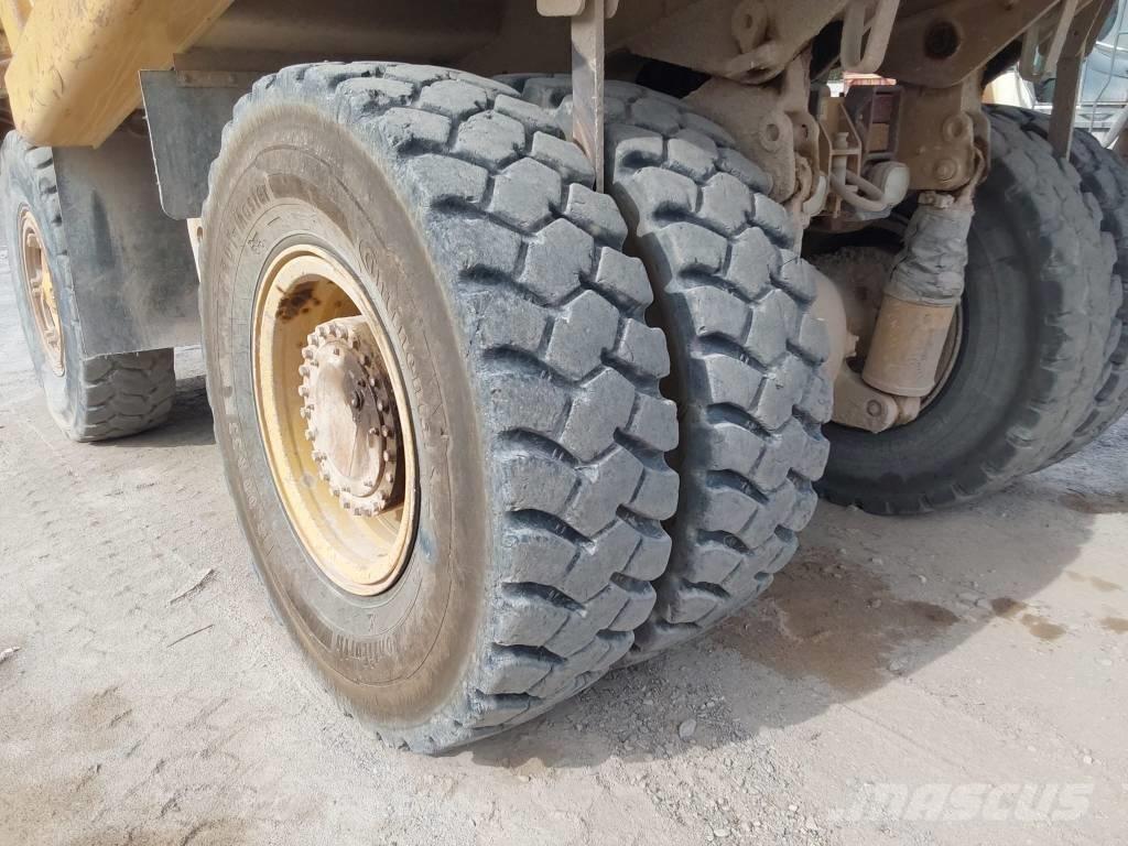 CAT 771 D 刚性自卸车