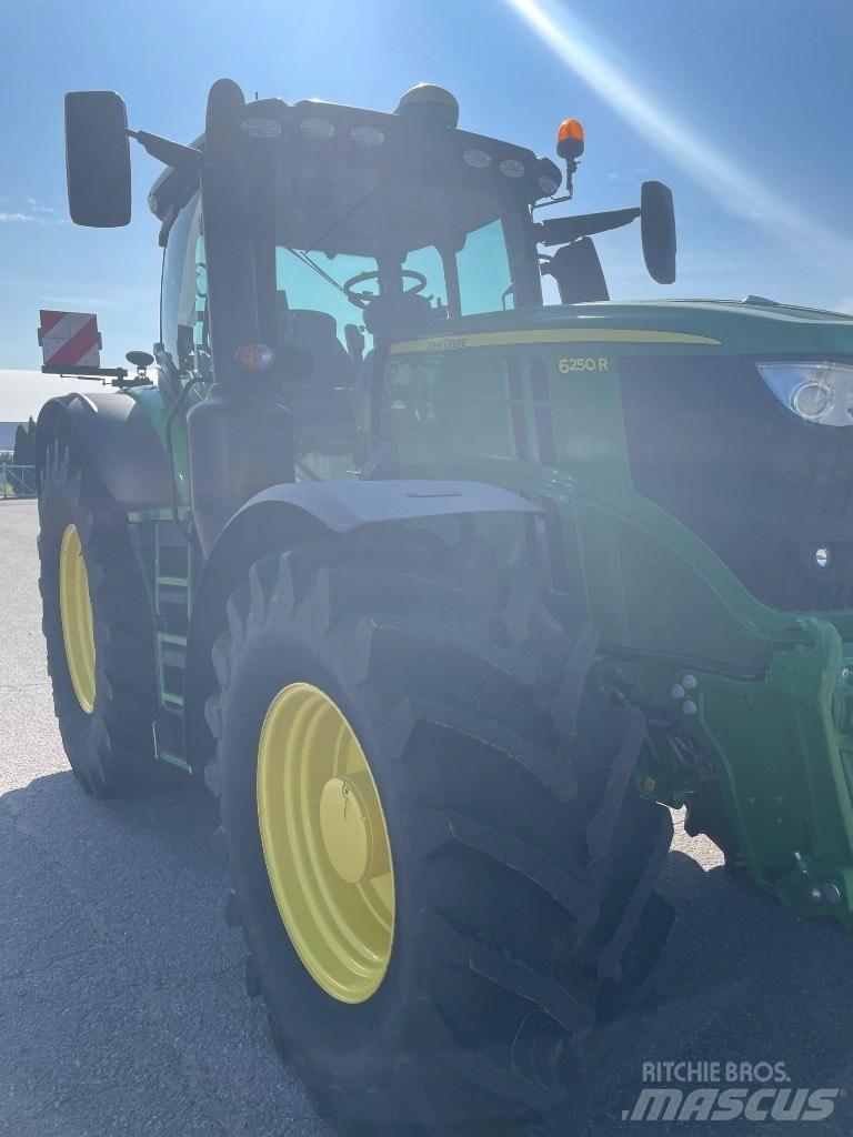 John Deere 6250 R 拖拉机/农用车