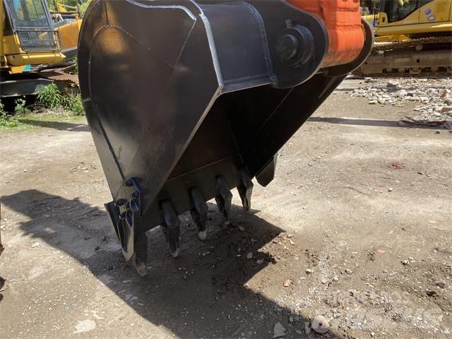Doosan DX 225 LC 履带挖掘机