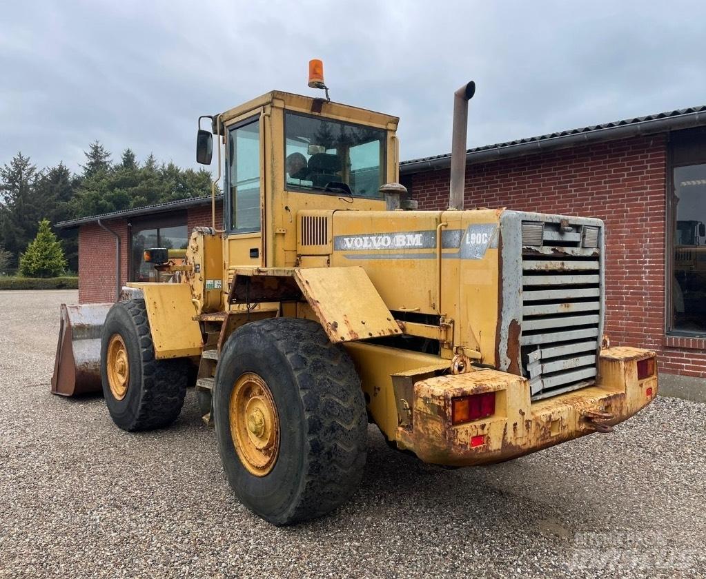 Volvo L90C 轮式装载机