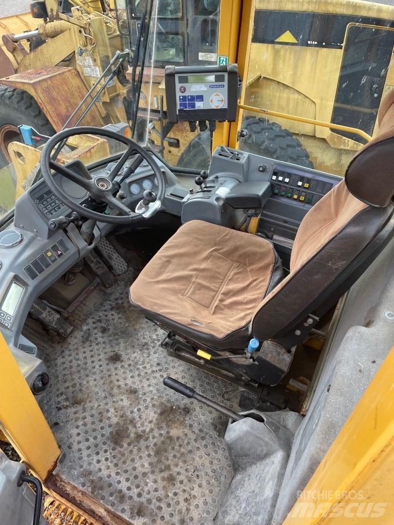 Volvo L90C 轮式装载机