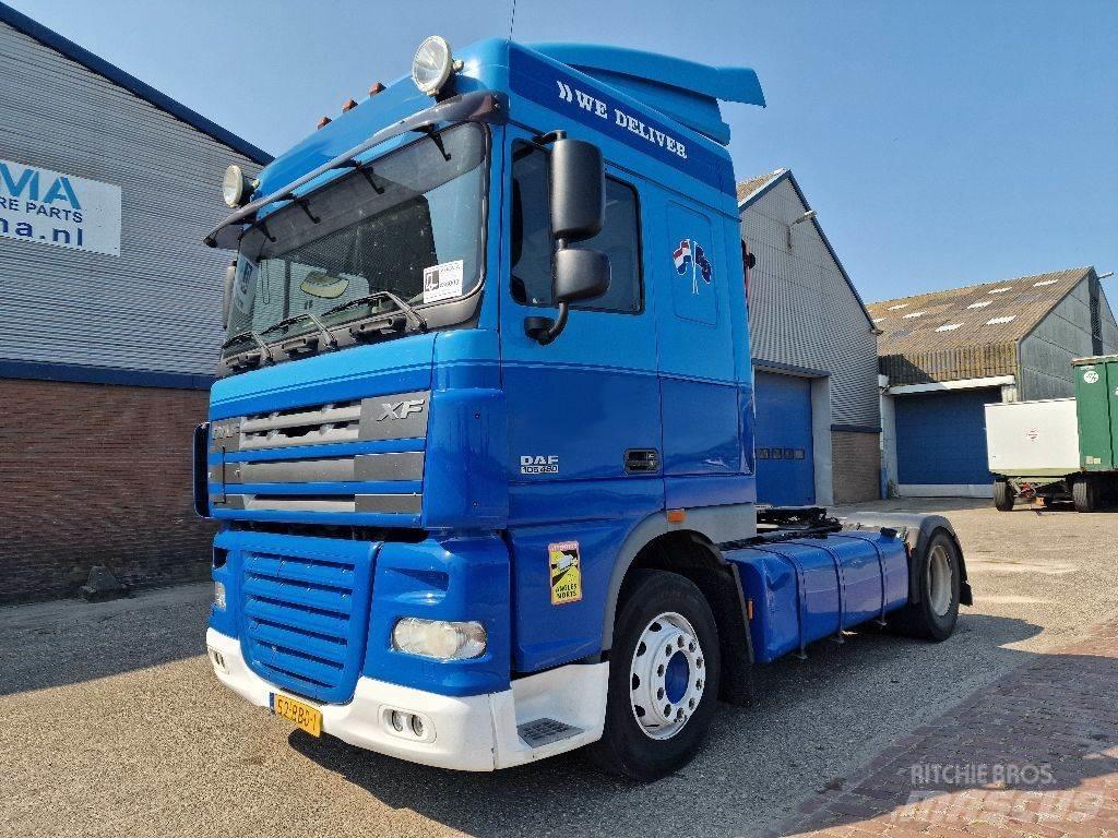 DAF XF105.460 牵引车