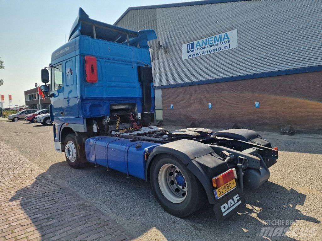 DAF XF105.460 牵引车