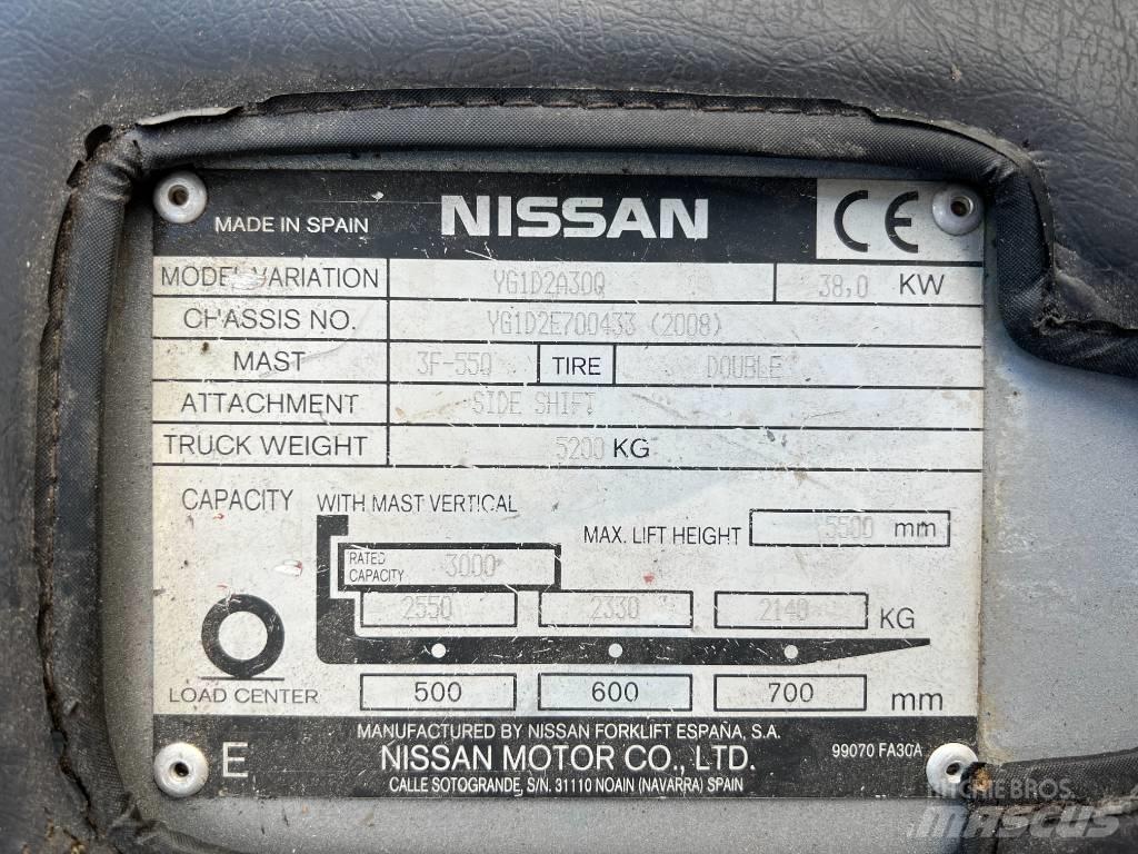 Nissan DX 30 柴油叉车